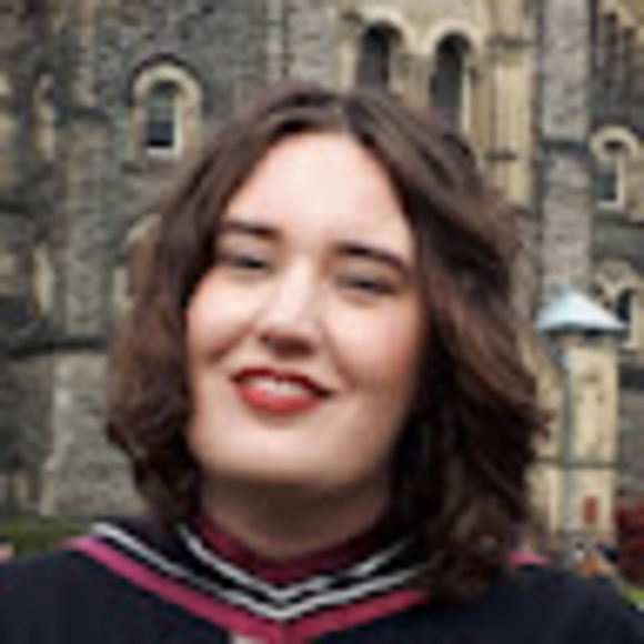 Meet your Posher, Moira - Picture 1 of 1